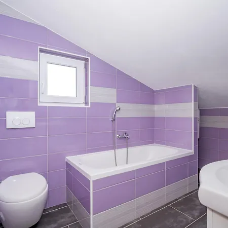 Appartement B&b-5 By Interhome Ližnjan